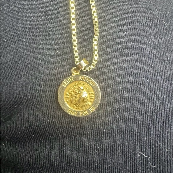 14KT solid gold St Anthony Pendant CHAIN NOT INCLUDED!!! - Picture 3 of 5